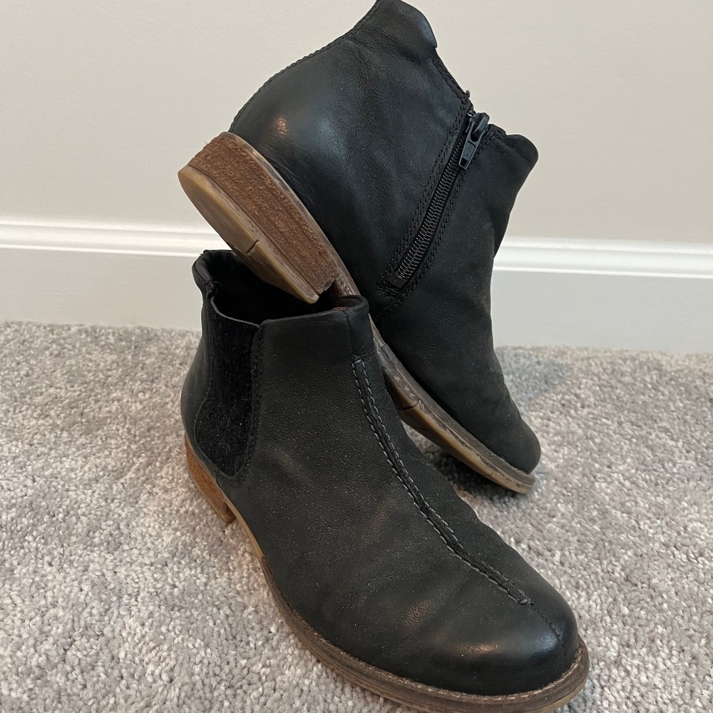 Josef Seibel Women's size 36 black ankle boot